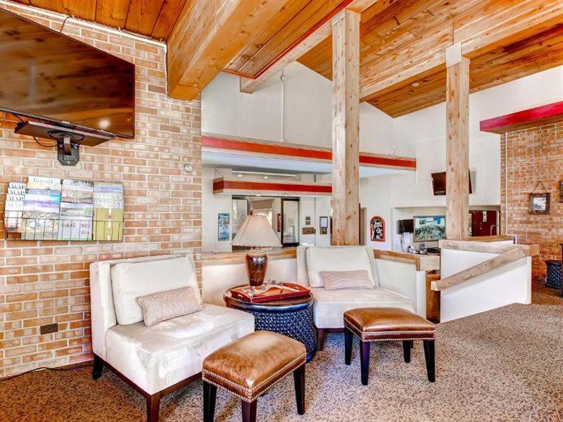 סנואומאס ווילג' Mountain Chalet Snowmass מראה חיצוני תמונה