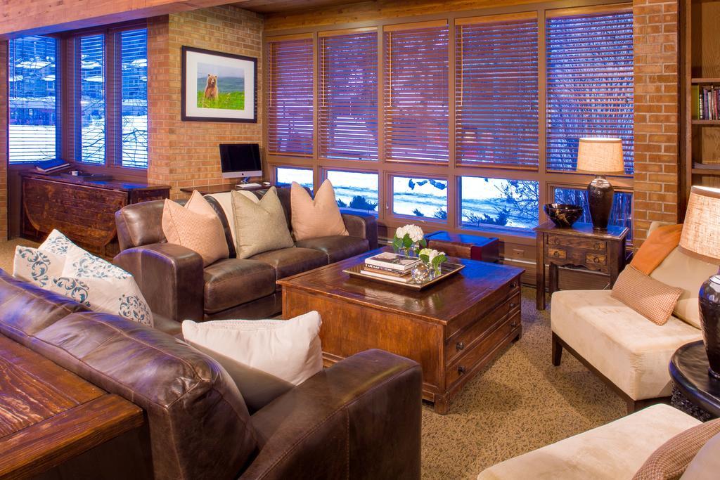 סנואומאס ווילג' Mountain Chalet Snowmass מראה חיצוני תמונה