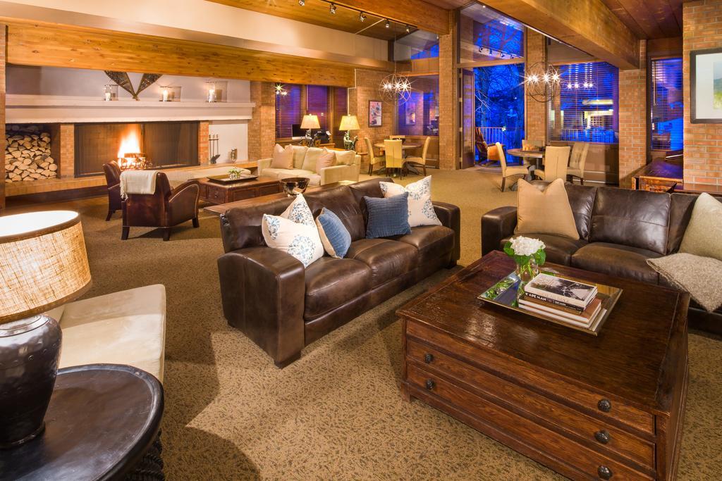 סנואומאס ווילג' Mountain Chalet Snowmass מראה חיצוני תמונה