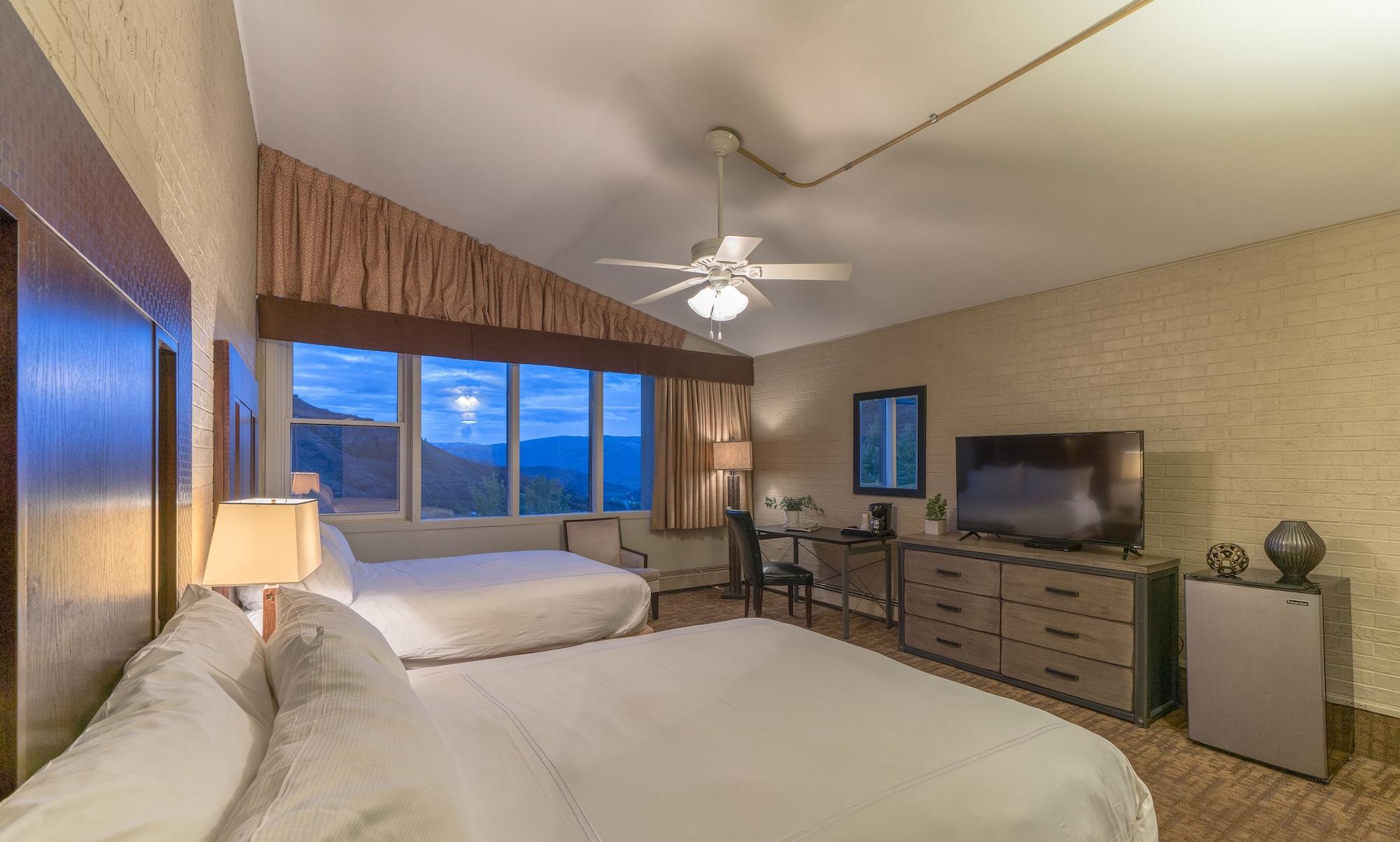 סנואומאס ווילג' Mountain Chalet Snowmass מראה חיצוני תמונה